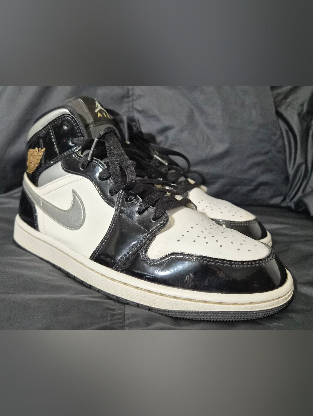Men's Nike Air Jordan 1 Mid SE "Blk/Wht/Metallic Silver" (HV0789-010) Sz. 10